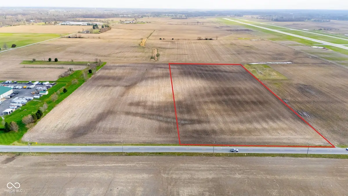 11901 E State Road 32, Zionsville, IN 46077 - #1