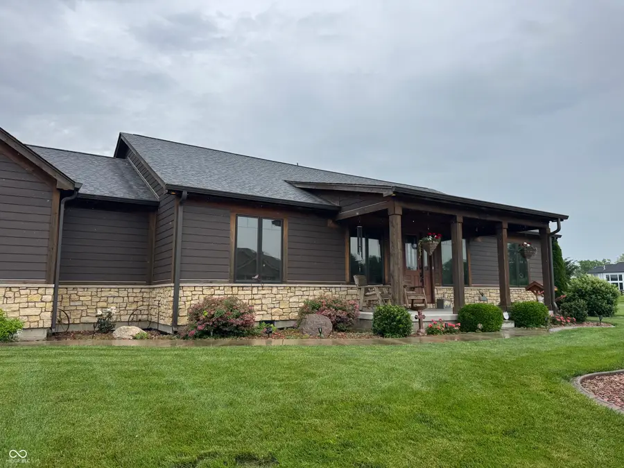 1084 E Jacks Way, Greensburg, IN 47240 - #3