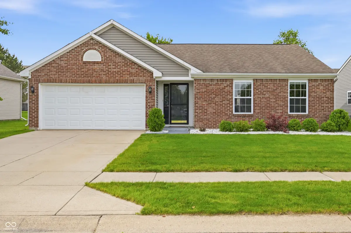 6815 W Odessa Way, McCordsville, IN 46055 - #1