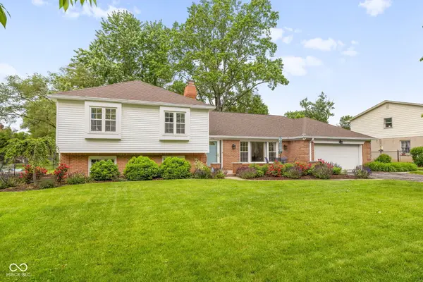 6542 Grosvenor Place, Indianapolis, IN 46220