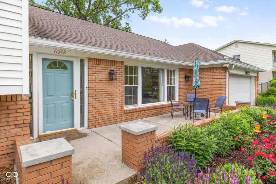 6542 Grosvenor Place, Indianapolis, IN 46220 - #2