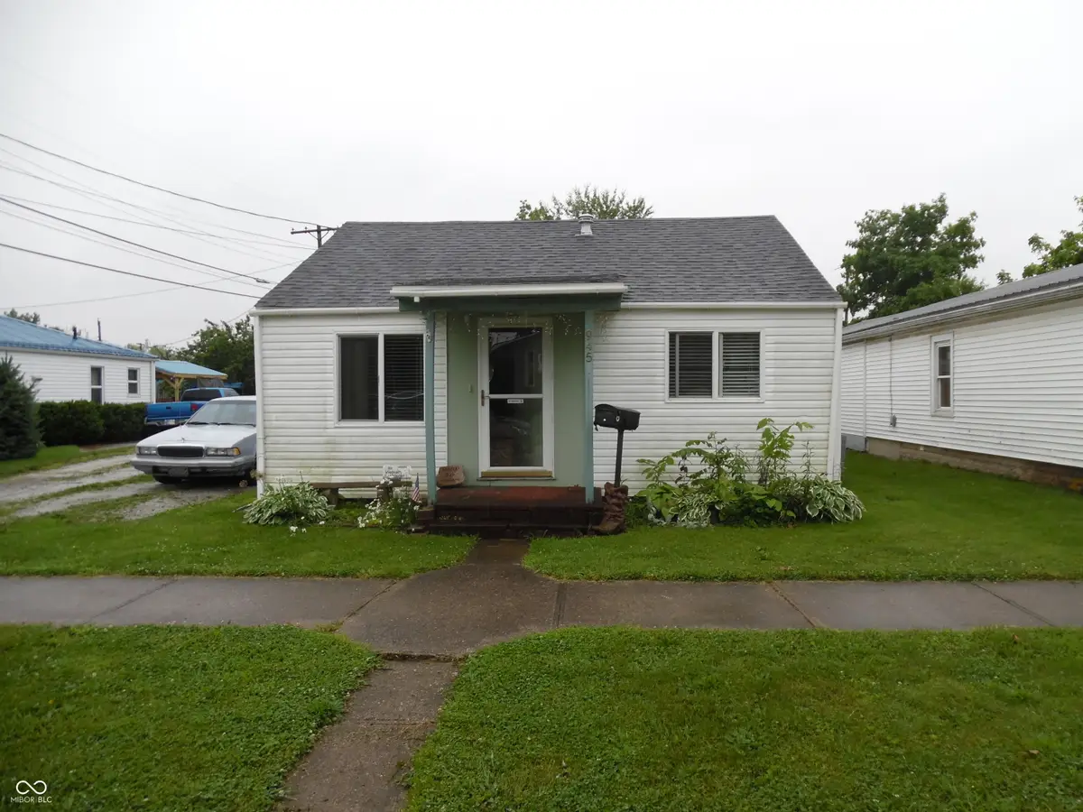 945 E Washington Street, Greensburg, IN 47240 - #1