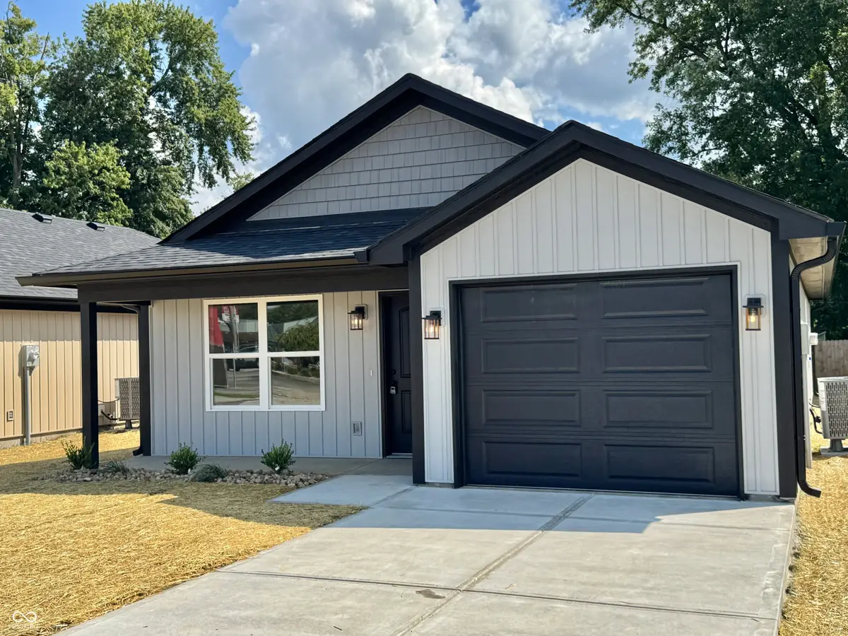 1024 Avenue B Street, Greencastle, IN 46135 - #1