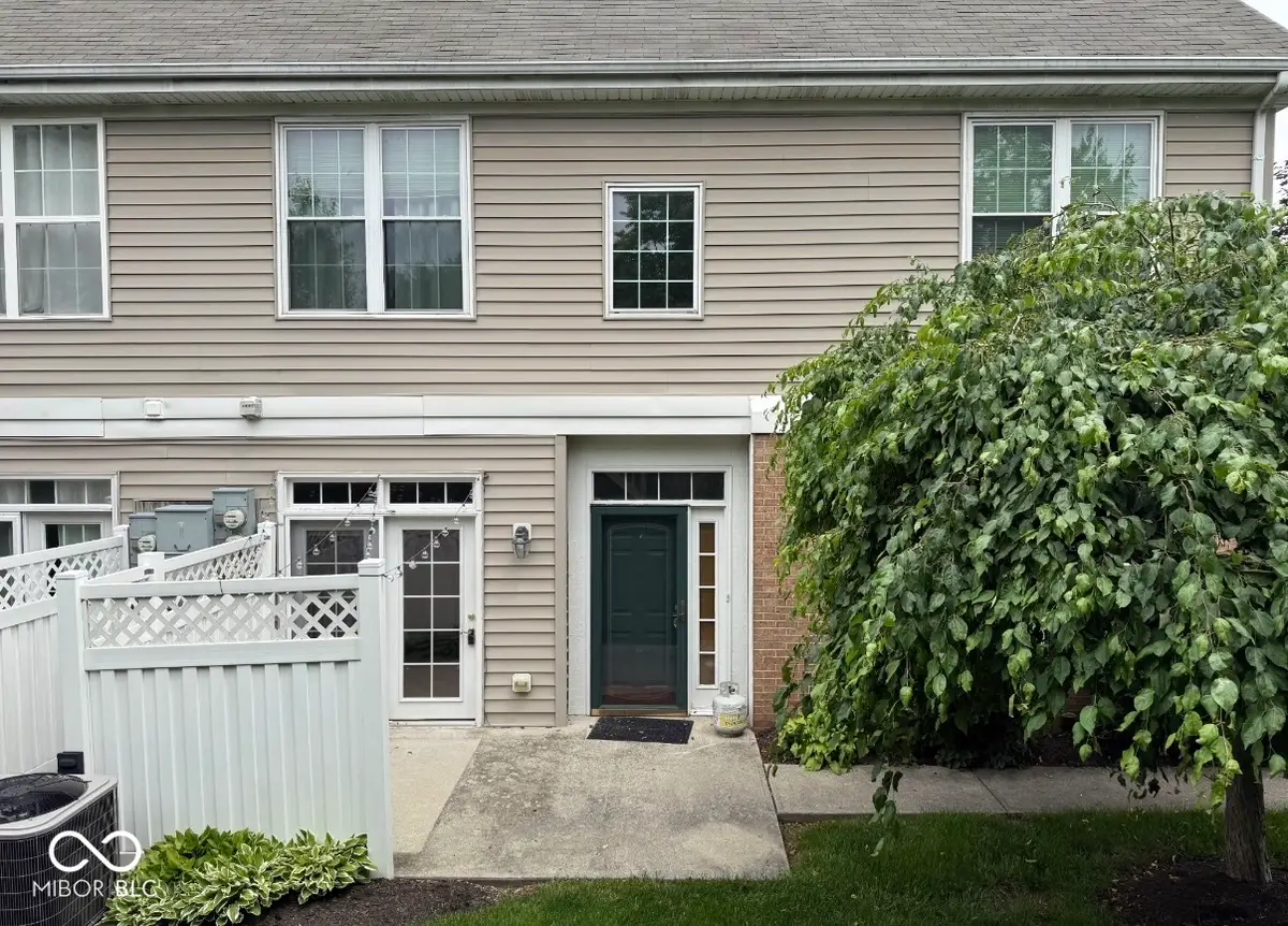 2353 Colfax Lane, Indianapolis, IN 46260 - #1
