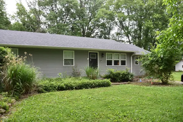 1847 Newhaven Drive, Indianapolis, IN 46231