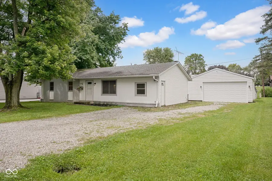 350 Maple Street, Monrovia, IN 46157 - #2