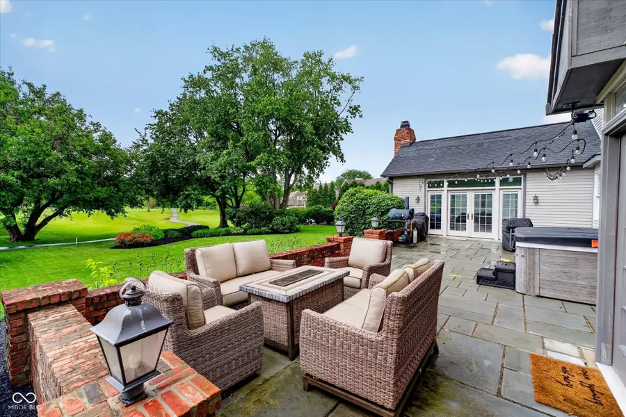 2380 Woodsway Drive, Greenwood, IN 46143 - #3