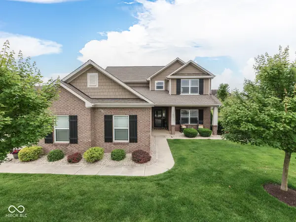 3691 Woodruff Place, Bargersville, IN 46106