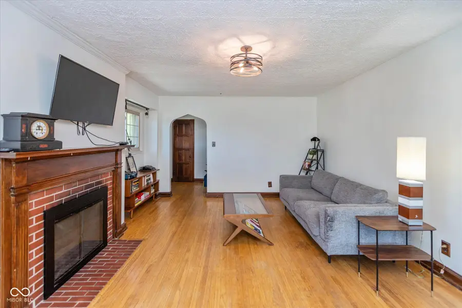 943 N Lesley Avenue, Indianapolis, IN 46219 - #3
