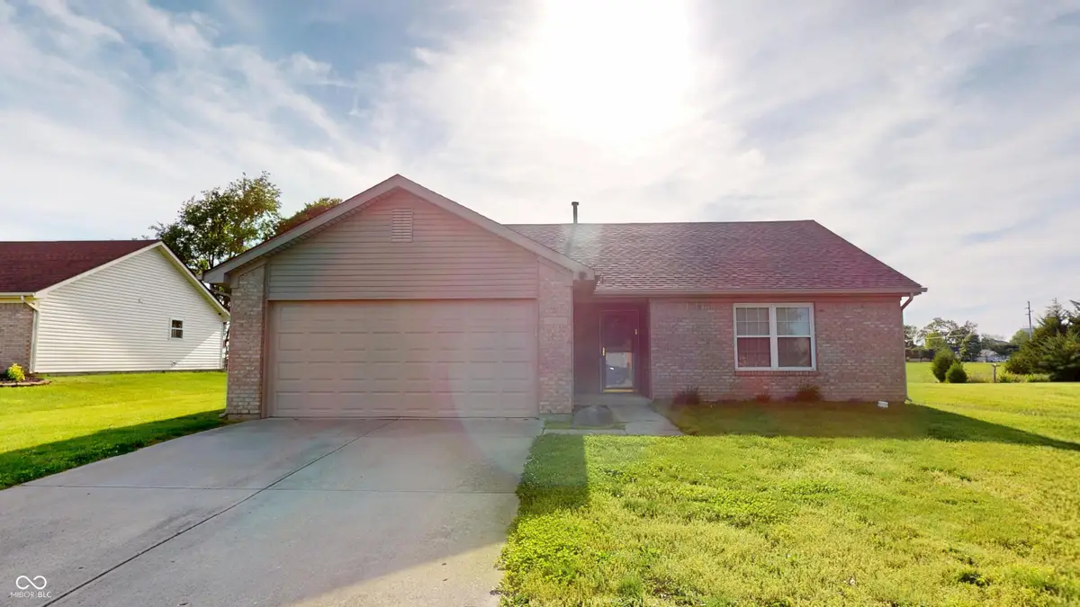 1096 Bumblebee Way, Greenfield, IN 46140 - #1