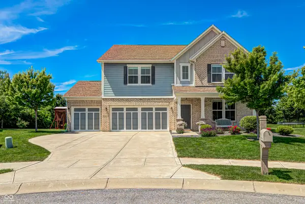 882 Oaklawn Drive, Westfield, IN 46074