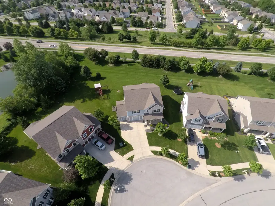 882 Oaklawn Drive, Westfield, IN 46074 - #3