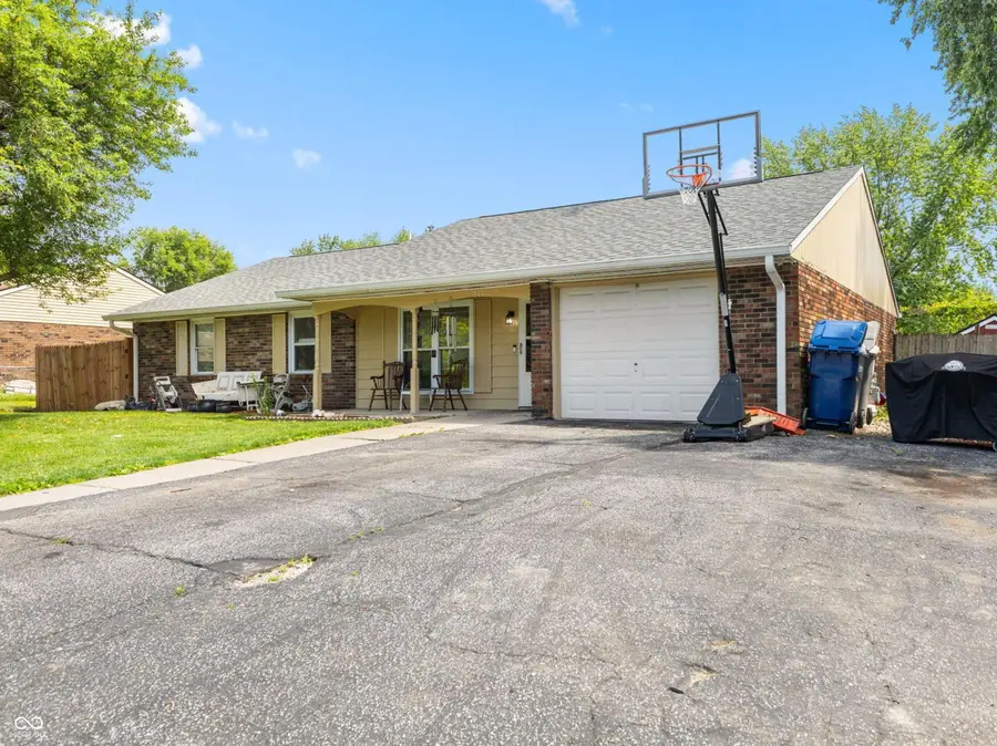 921 W Stop 11 Road, Indianapolis, IN 46217 - #2