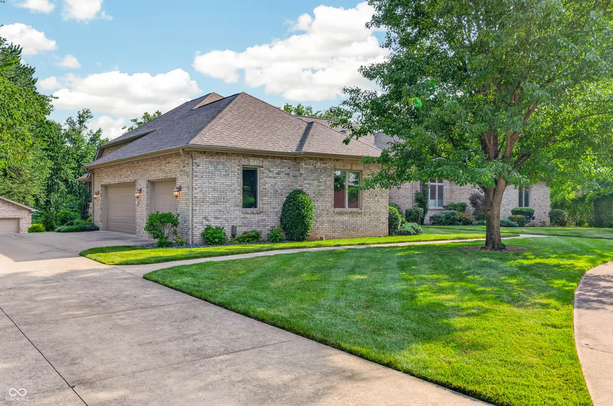 3355 W Carr Hill Road, Columbus, IN 47201 - #1