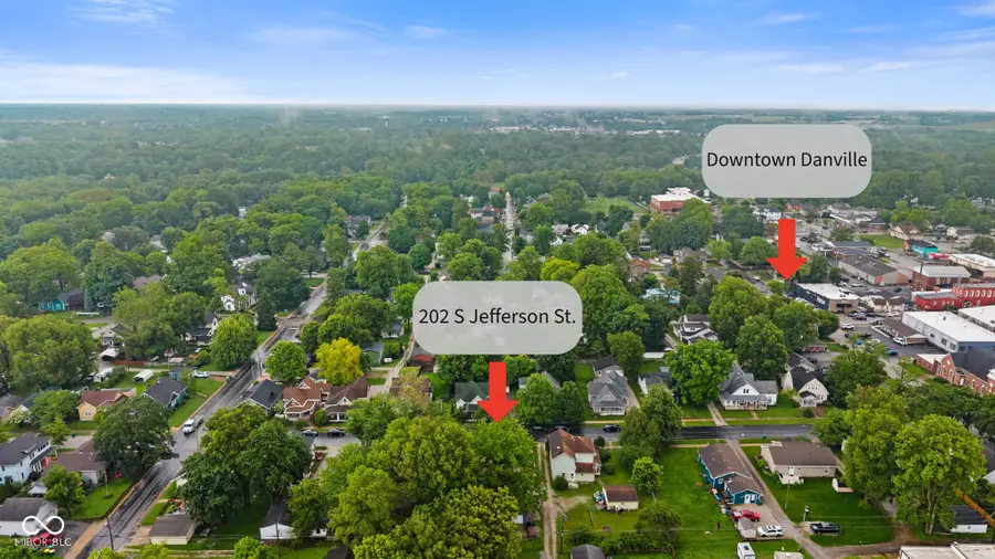 202 N Jefferson Street, Danville, IN 46122 - #2