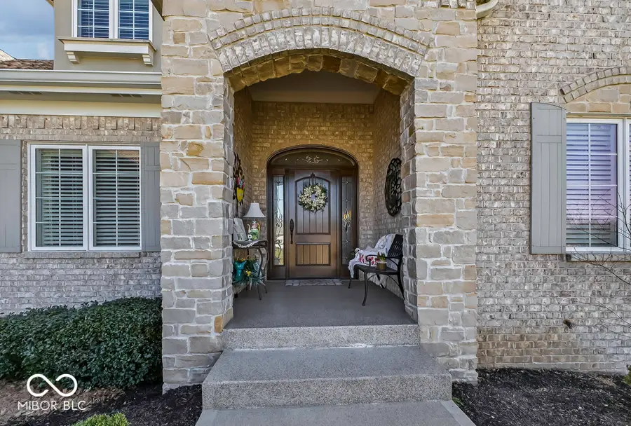 1135 Wyndham Way, Greenwood, IN 46142 - #2