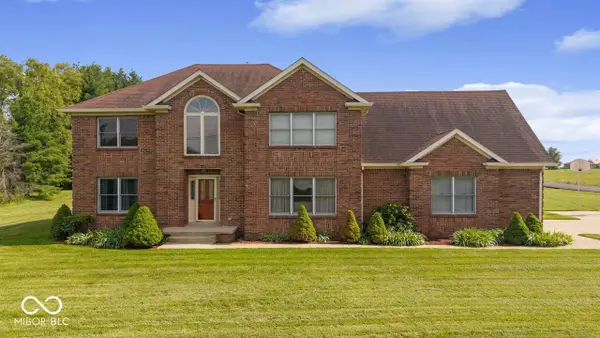 3877 Meadowbrook Drive, Seymour, IN 47274