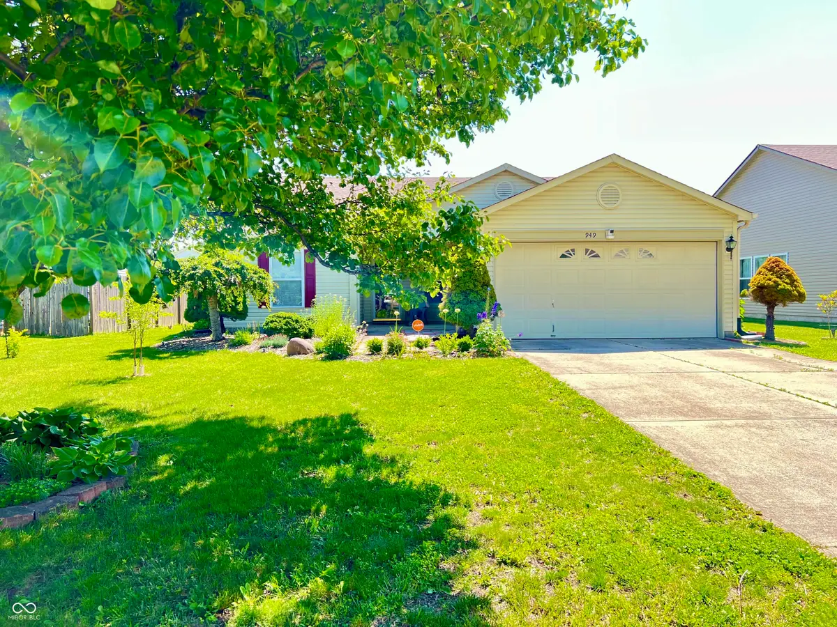 949 Runnymede Drive, Greenfield, IN 46140 - #1