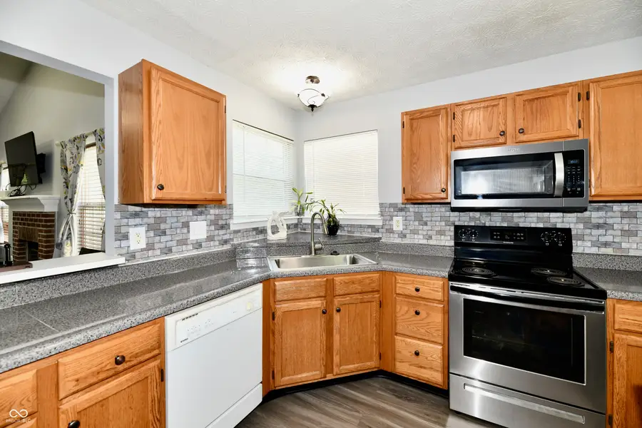 6053 Countrybrook Road, Indianapolis, IN 46254 - #3