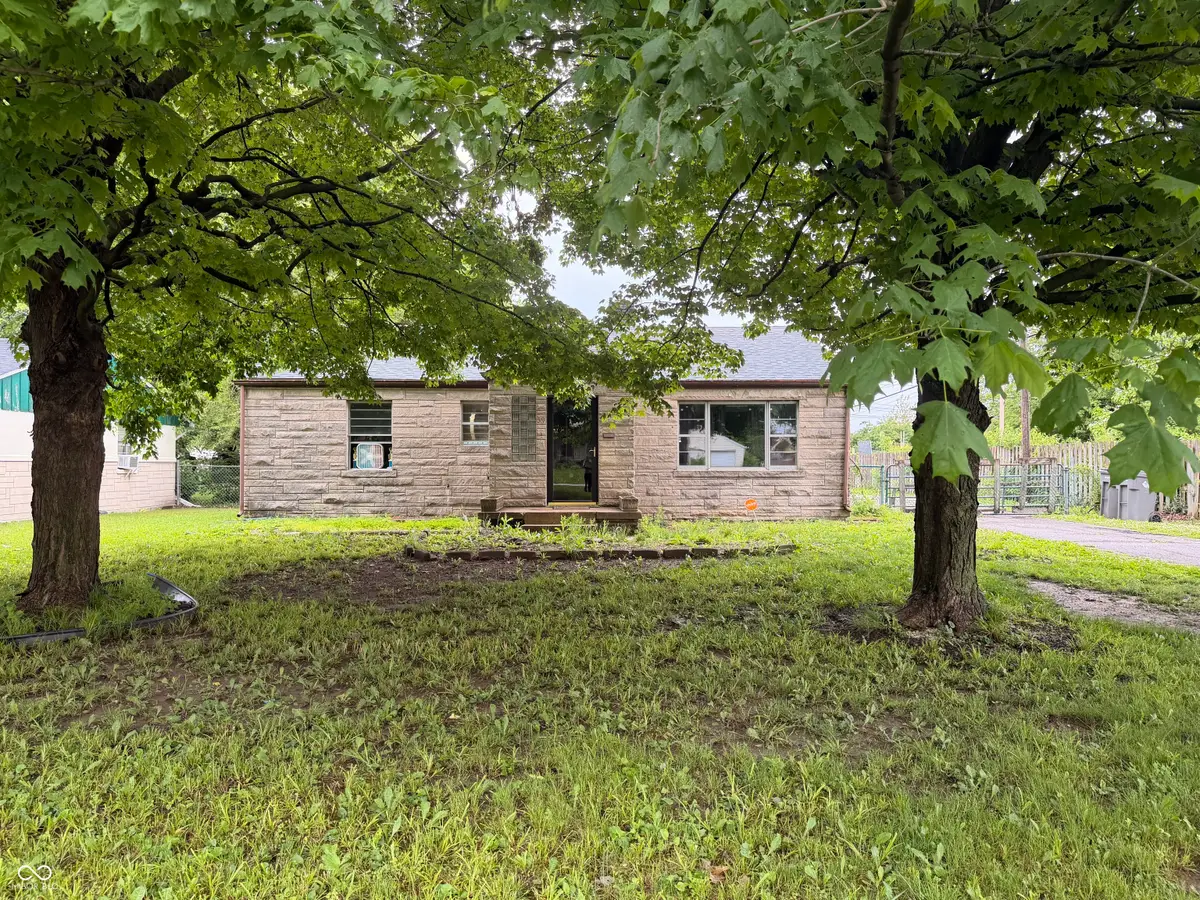 39 Burbank Road, Indianapolis, IN 46219 - #1