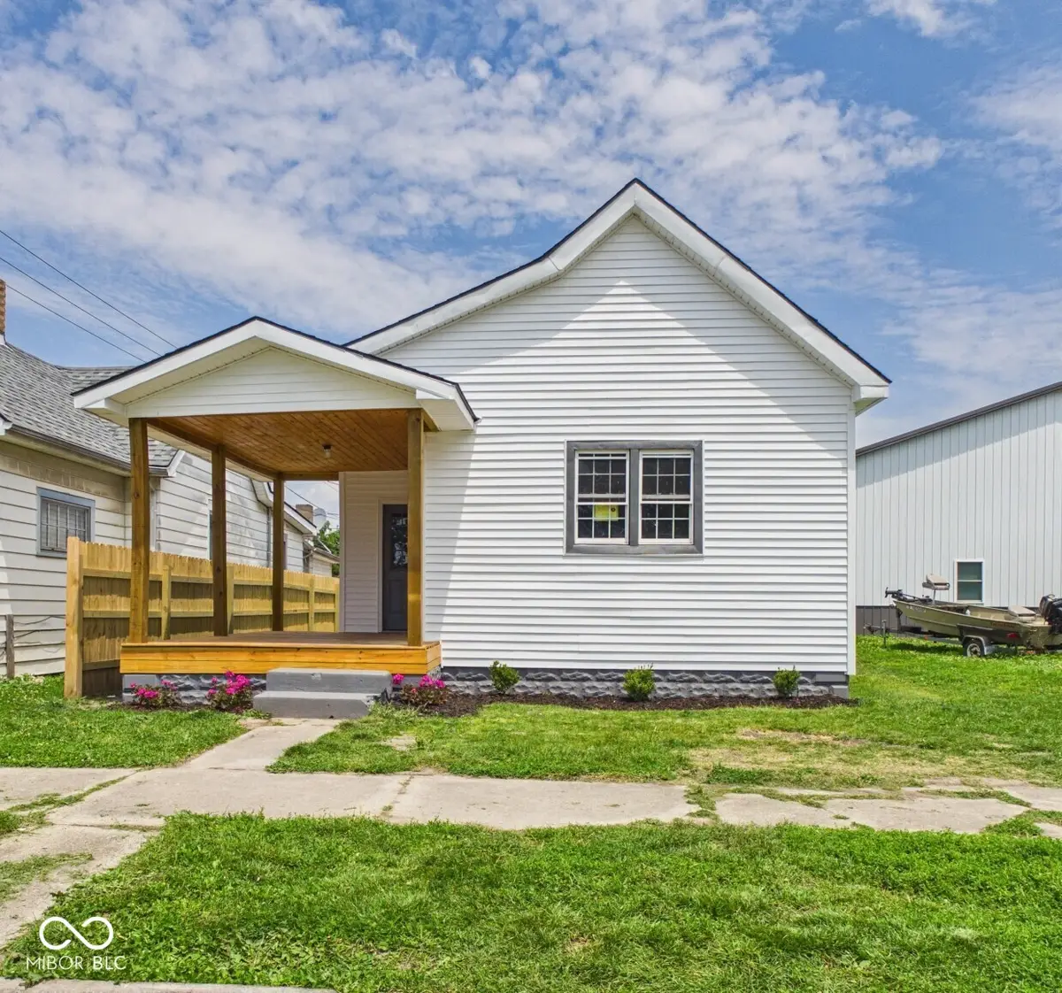1518 S G Street, Elwood, IN 46036 - #1