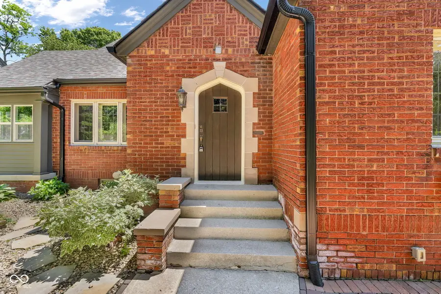 935 N Campbell Avenue, Indianapolis, IN 46219 - #3