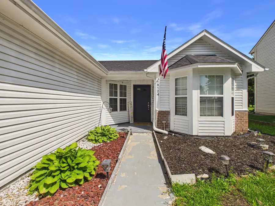 19124 Fox Chase Drive, Noblesville, IN 46062 - #2