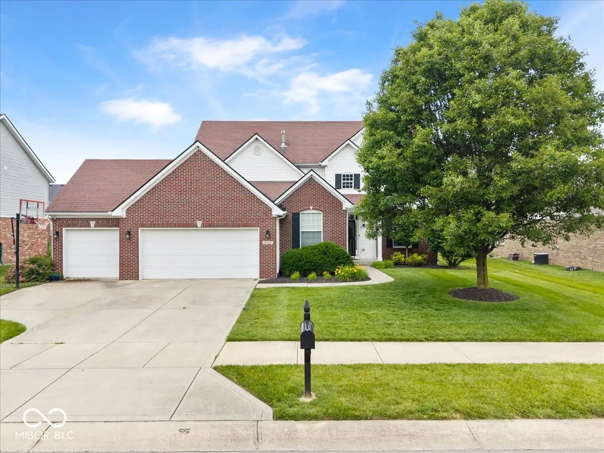 8702 N Autumnview Drive, McCordsville, IN 46055 - #1