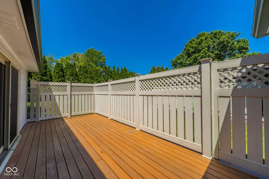 1066 Winterthur, Indianapolis, IN 46260 - #3