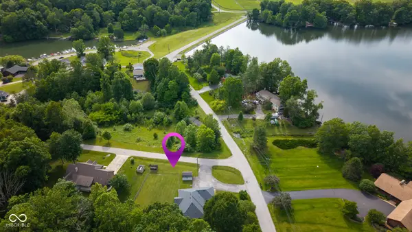 4231 E Lakeview Drive, Martinsville, IN 46151