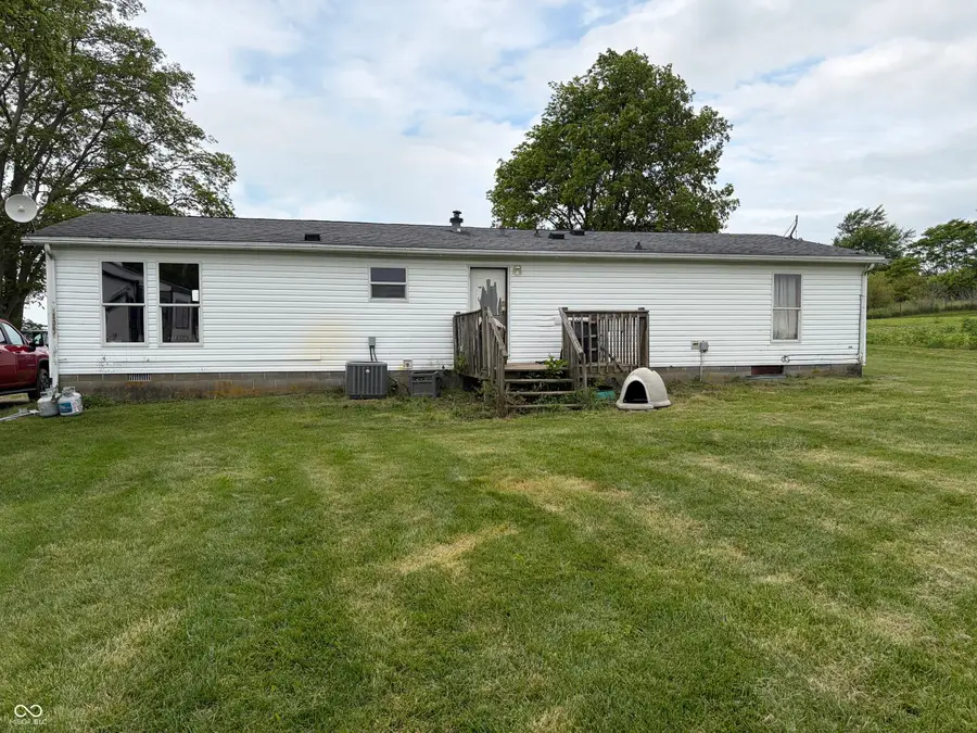 11768 N 700 E, Lewisville, IN 47352 - #2
