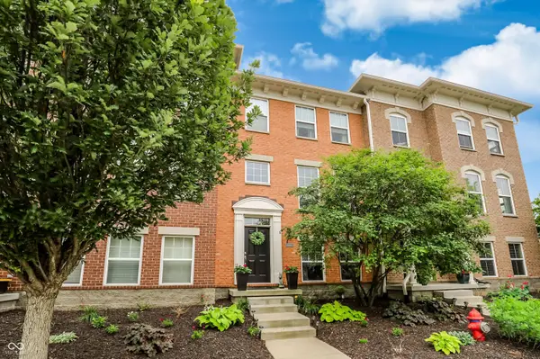 6305 Central Boulevard, Whitestown, IN 46075