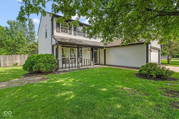 641 Saraina Lane, New Whiteland, IN 46184