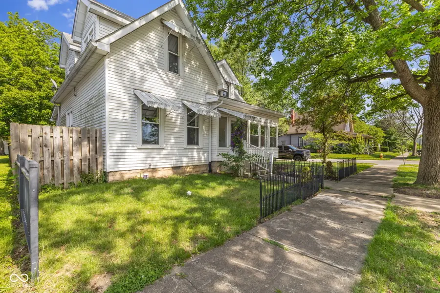 401 N East Street, Greenfield, IN 46140 - #2