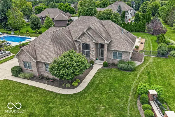 1006 Old Eagle Way, Greenwood, IN 46143