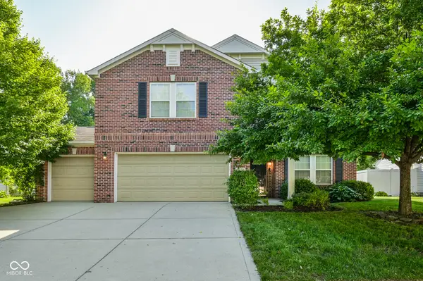 8189 Admirals Landing Place, Indianapolis, IN 46236