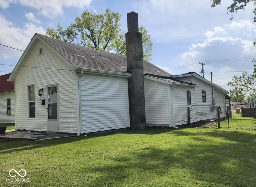 542 S Wall, Winchester, IN 47394 - #2