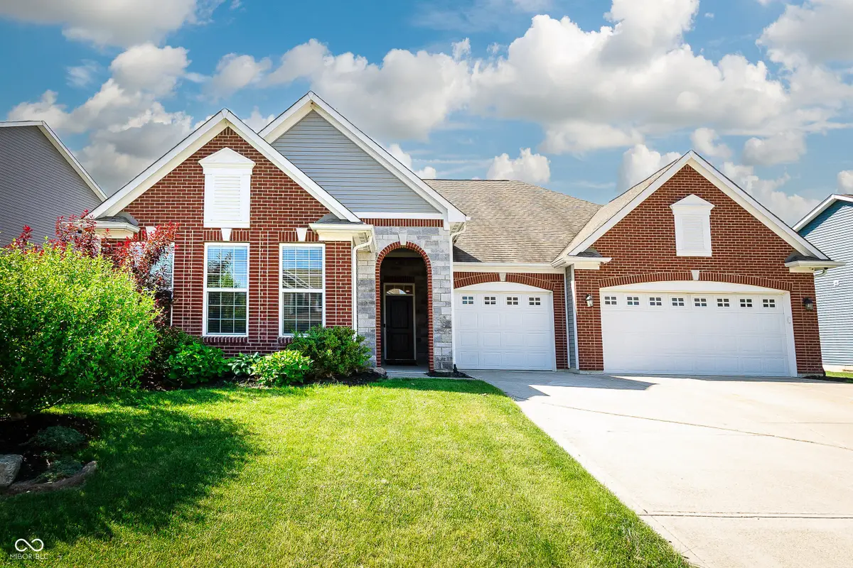 9239 Thames Drive, Avon, IN 46123 - #1