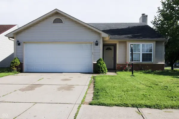 1375 Summer Meadow, Indianapolis, IN 46217