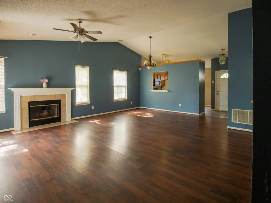 1375 Summer Meadow, Indianapolis, IN 46217 - #3