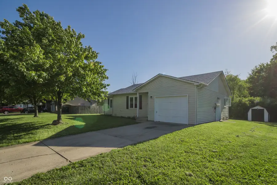 5381 Collett Drive E, Camby, IN 46113 - #2