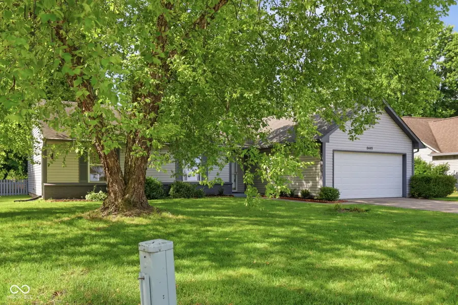 8449 Inland Drive, Avon, IN 46123 - #2