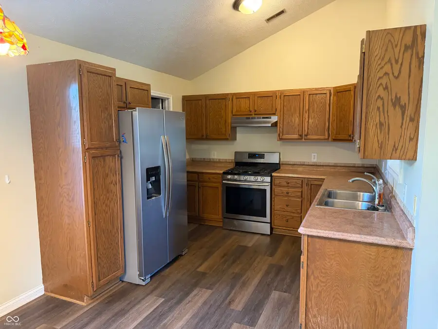 524 Jubilee Lane, Avon, IN 46123 - #2