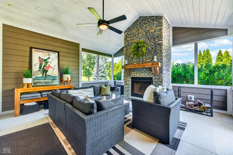 1714 Deer Creek Way, Columbus, IN 47201 - #3