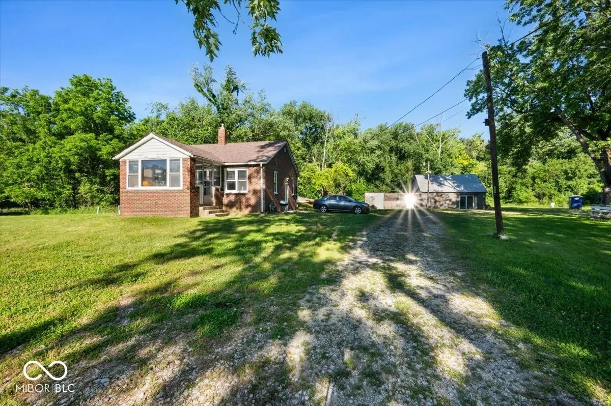 5118 Sandhurst Drive, Indianapolis, IN 46217 - #1
