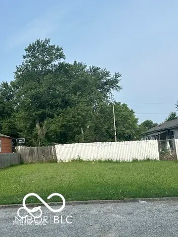 634 Dayton Avenue, Indianapolis, IN 46203 - #2