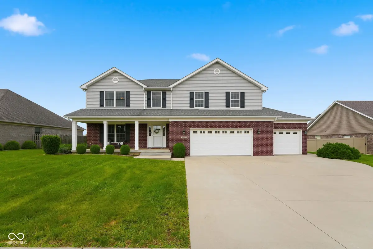 905 N Fox Berry Drive, Yorktown, IN 47396 - #1