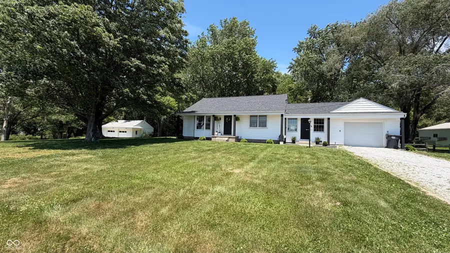10932 E County Road 1025 N, Seymour, IN 47274 - #2