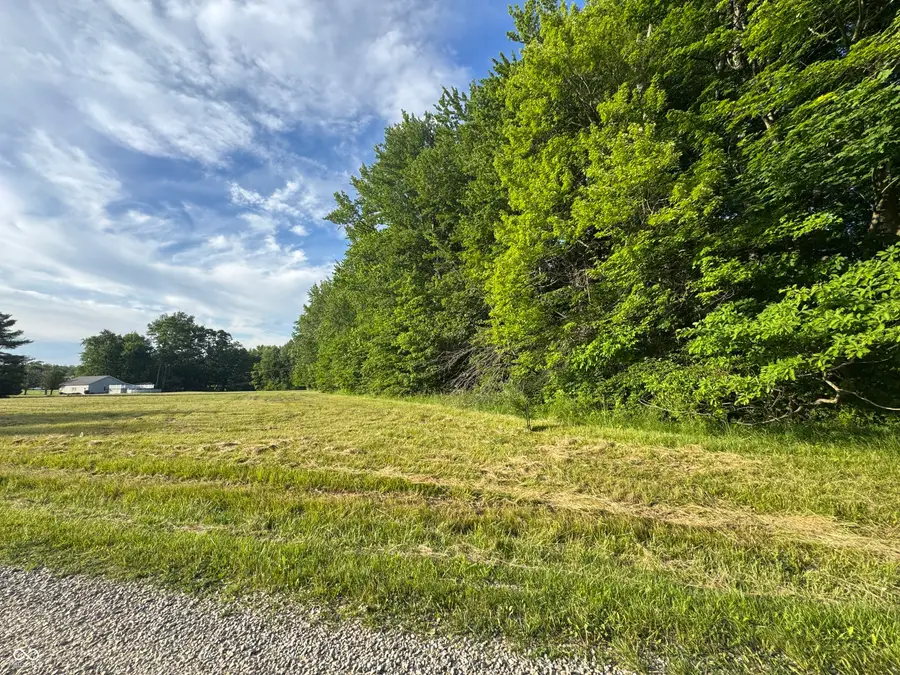 1012 E Allegheny Trail, Greensburg, IN 47240 - #3