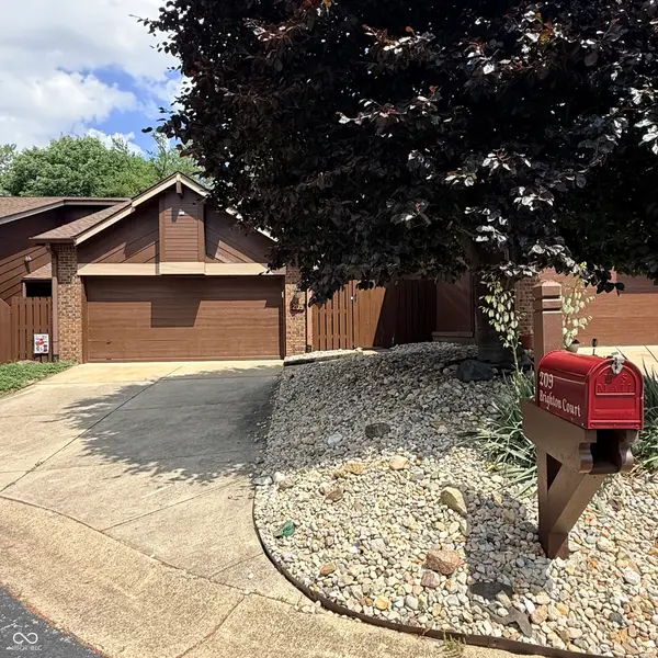 209 Brighton Court, Greenwood, IN 46143